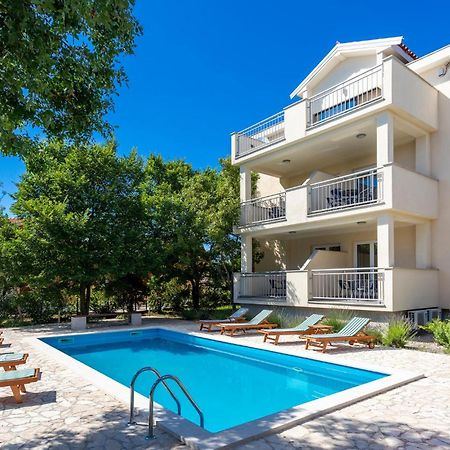 Beautiful Apartment In Pinezici With Wifi Экстерьер фото