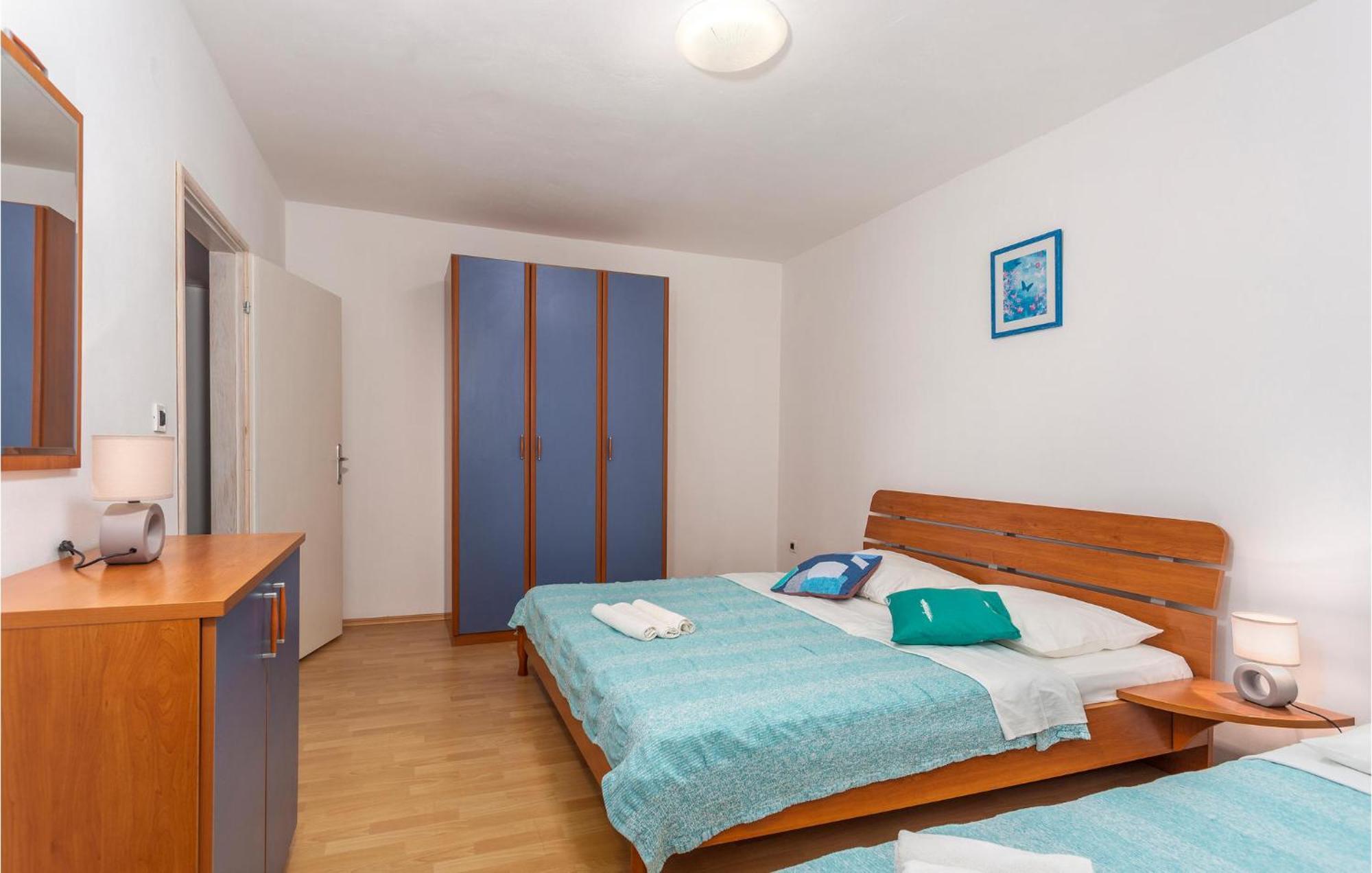 Beautiful Apartment In Pinezici With Wifi Экстерьер фото
